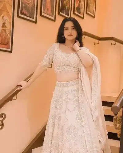Escort Patan